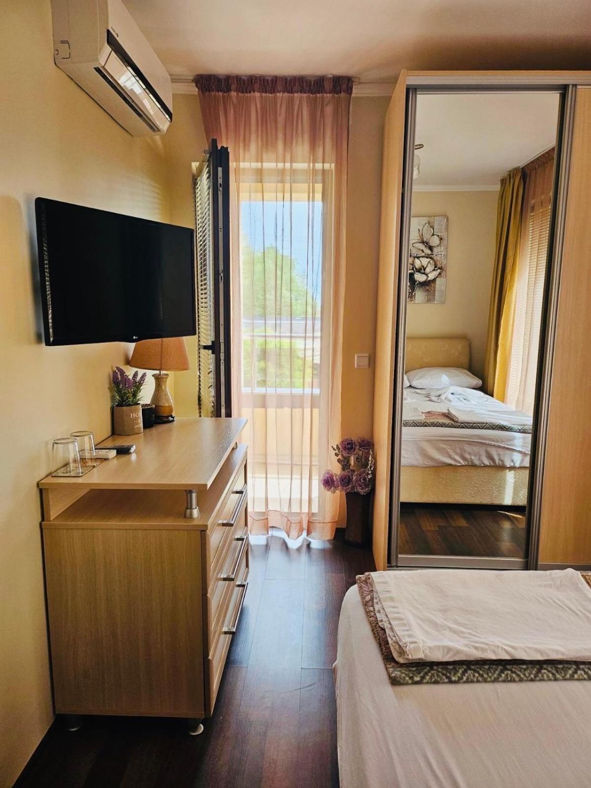 Apartment 7 And Studio 2 Quietly And Peaceful Place To Relax Sozopol Exterior foto